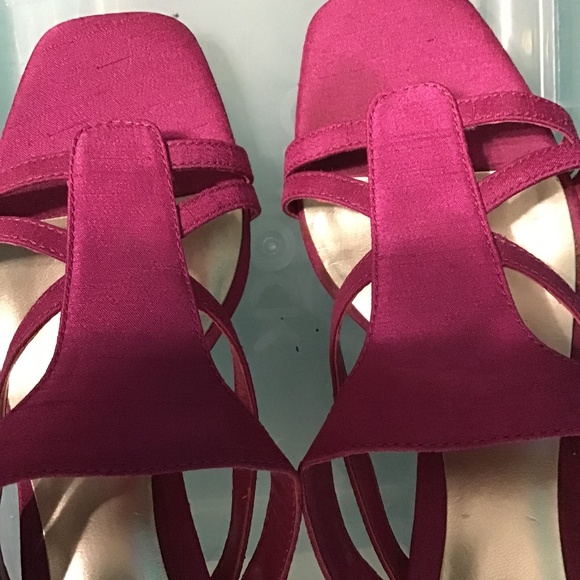 💚3/$25 Vintage 90s Ann Marino pink strappy sandal heels size 6.5 with 2” heels - Picture 3 of 6